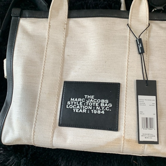 Marc Jacobs Tote Bag - Picture 3 of 9